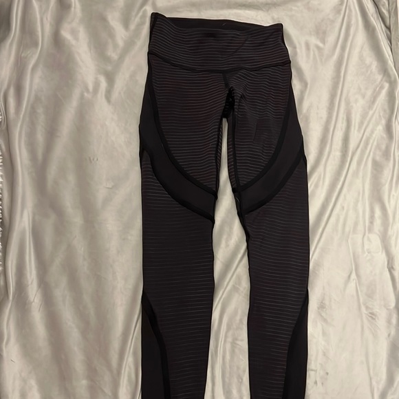 COPY - RARE Lululemon Conduit Tights Stripe Leggings size 4 - Picture 2 of 10